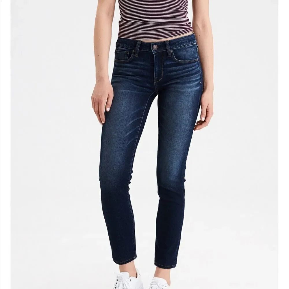 ✨HP✨AE DENIM SKINNY JEAN✨